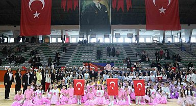 İnegöl'de 23 Nisan coşkuyla kutlandı