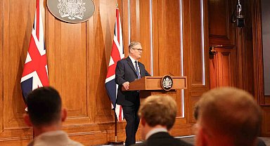 İngiltere Başbakanı Starmer: "Orta Doğu'da seyrüsefer özgürlüğü İngiltere'nin ulusal çıkarıdır"