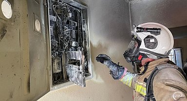 İskenderun'da elektrik panosundan alevler yükseldi