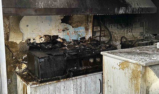 İşletmeci dışarıdayken dükkanında yangın çıktı