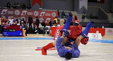 İstanbul'daki 'Sambo Şampiyonası'nda Elazığ rüzgarı