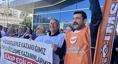 İzmir belediyelerinde maaş krizi: 3 ilçede memurlar iş bırakma eyleminde