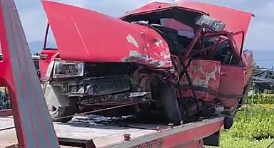 İzmir'de zincirleme kaza: 1 ölü, 3 yaralı