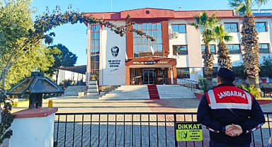 Jandarma okul önlerindeki güvenlik tedbirlerini artırdı