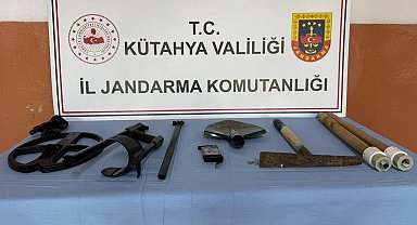 Kaçak kazı malzemeleri ele geçirildi, 2 şüpheli yakalandı