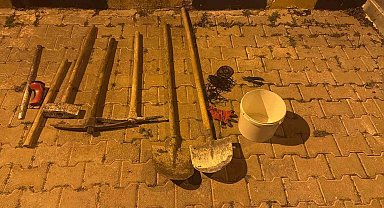Kaçak kazıya suçüstü: 5 gözaltı
