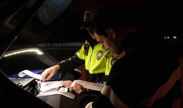 Kadıköy'de makas atan sürücü: "90 bin lirasında değilim ama arabamı bağlama"