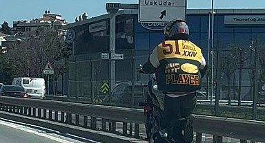 Kadıköy'de plakasız motosikletin tehlikeli yolculuğu kamerada