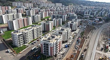 Kahramanmaraş'ta depremzedeler Doğukent'teki yuvalarına taşınıyor