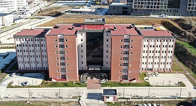 Kalça protezi ameliyatlarını kolaylaştıracak cerrahi alet tescillendi