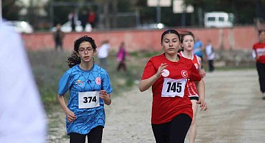 Karabük'te ANALİG Atletizm Kros 1. Etap yarışmaları düzenlendi