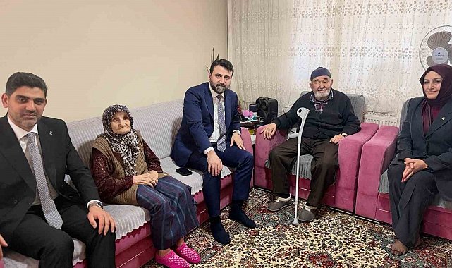 Karabük'te yürek ısıtan ziyaret: Dualar Cumhurbaşkanı Erdoğan için
