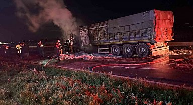 Karacabey'de tır yangını: Bursa yolu trafiğe kapandı