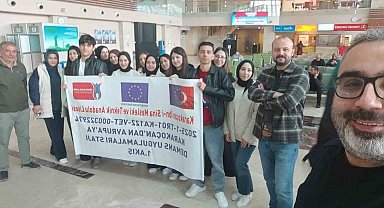 Karakoçanlı öğrenciler demans hastalığı üzerine Avrupa stajını sürdürüyor