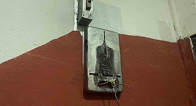 Karaman'da akıllara durgunluk veren hırsızlık: Evin elektrik sayacını çaldılar