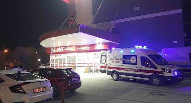 Karapınar'da iki otomobil çarpıştı: 4 yaralı