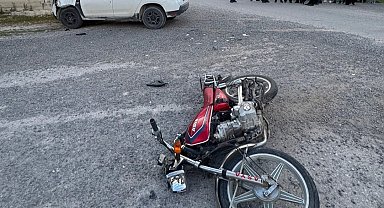 Karapınar'da motosiklet ile otomobil çarpıştı: 1 yaralı