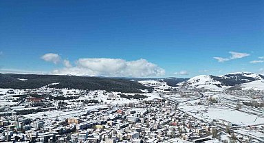 Kars ve Sarıkamış beyaza büründü: Doğu'nun masalsı kış manzarası havadan görüntülendi