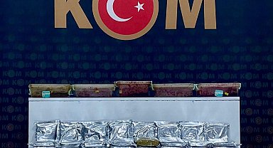 Kars'ta kaçakçılık operasyonu: Binlerce makaron ve kilolarca tütün ele geçirildi