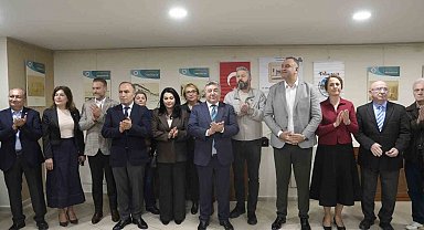 Kartal'da tarihe yolculuk: "Fotoğraflarla 19. Yüzyıldan Günümüze Erzincan" sergisi açıldı