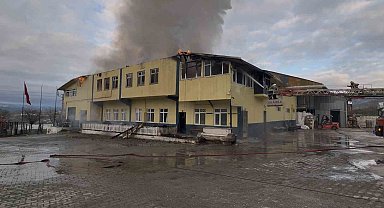 Kastamonu'daki fabrika yangını kontrol altına alındı