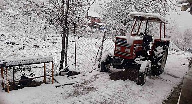 Kavak'ta kar yağışı