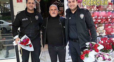 Kavga diye geldiler, çiçeklerle karşılandılar