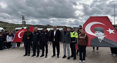 Kavga ihbarı üzerine geldiler, alkışlarla karşılandılar