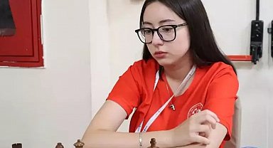 Kayıp olarak aranırken ölü bulunan 16 yaşındaki Feyza'nın milli satranççı olduğu ortaya çıktı