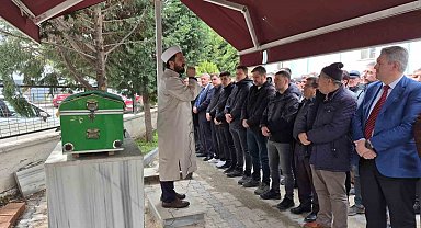 Kaymakam Kurt'un yaralandığı kazada vefat eden araç sürücüsü son yolculuğuna uğurlandı