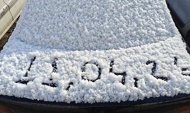 Kayseri'ye Nisan ayında kar yağdı