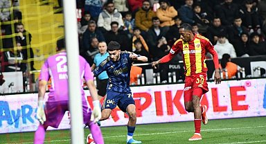 Kayserispor taraftarından Bilal'e tepki: "Elin uzamıyor, dilin durmuyor"