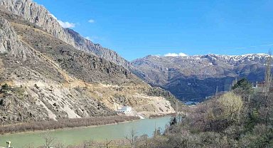 Kemaliye'de yol çalışması sonrası köylülerden asfalt talebi