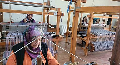Kemaliye'nin geleneksel "Gazenne" kumaşı yeniden hayat buluyor