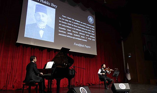 Keman ve piyano ile saklı kadim nağmeler: "Türk müziği saz eserleri" Erzurum'da büyüledi