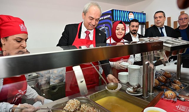 Kepez Kent Lokantası'na vatandaşlardan yoğun ilgi