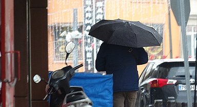 Kilis'te kuvvetli yağış ve sis etkili oldu