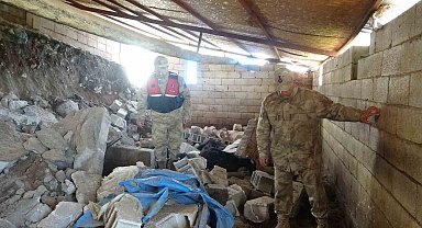 Kilis'te toprak kayması: Ahır çöktü, 40 hayvan telef oldu