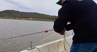 Kırklareli'nde barajda yasa dışı avcılığa geçit yok: 650 metre ağ ele geçirildi