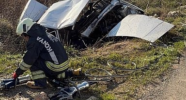 Kontrolden çıkan otomobil şarampole yuvarlandı: 2 yaralı