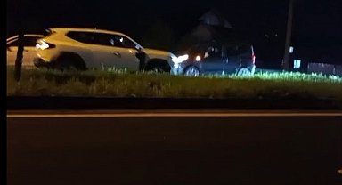 Korna seslerine aldırmadı: Trafiği tehlikeye atan ters yön sürücüsü kamerada