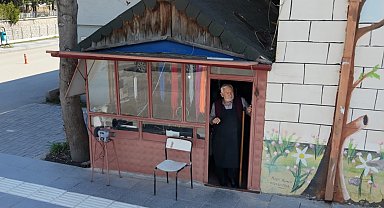 Küçük barakada 62 yıllık emekle 4 çocuğunu evlendirip, evini, arabasını aldı