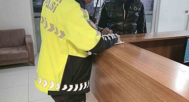 Küçük kıza çarptı, arkasına bile bakmadan kaçtı