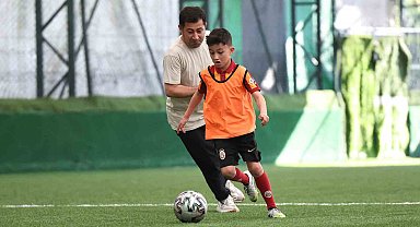 Küçükçekmece'de renkli maç: babalar ve oğulları futbol heyecanı yaşadı