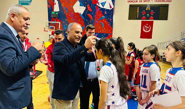 Küçükler Basketbol Grup Müsabakaları heyecan sona erdi
