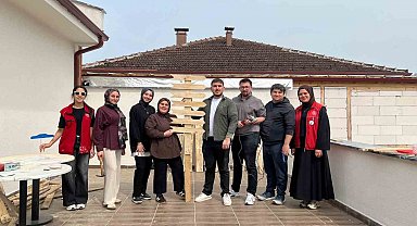 Kullanılmayan paletler tabelaya dönüştü