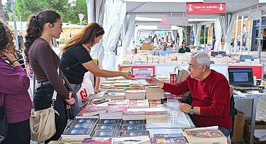 Kültürpark'ta büyük buluşma: İZKİTAP başlıyor