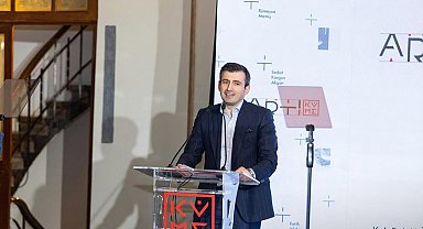 KÜME Mütevelli Heyeti Başkanı Selçuk Bayraktar: "Medeniyet mücadelemizi sanatın aydınlığıyla yeni bir menzile ulaştırıyoruz"