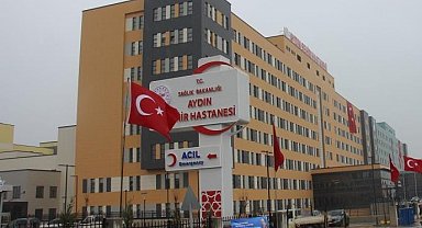 Kurusıkı tabancayla oynarken kendini yaraladı