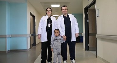 Kütahya'da minik hastaya kritik operasyon